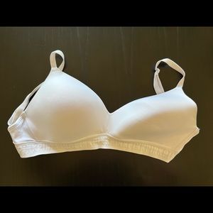 Victoria’s Secret Pink Wear Everywhere Bra